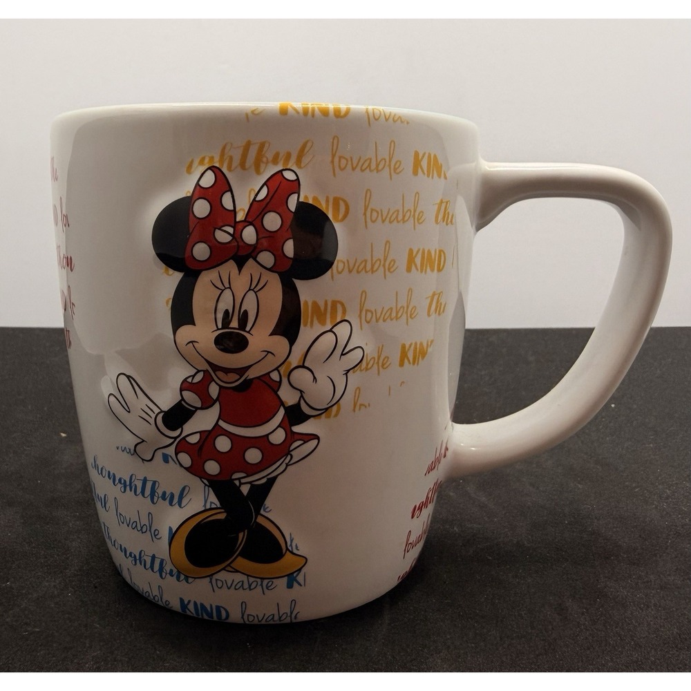 DISNEY Parks Minnie Mouse Loveable Personality Sculpted 3D Mug Cup